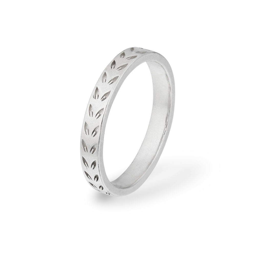Leaf Pattern Ring – Slim