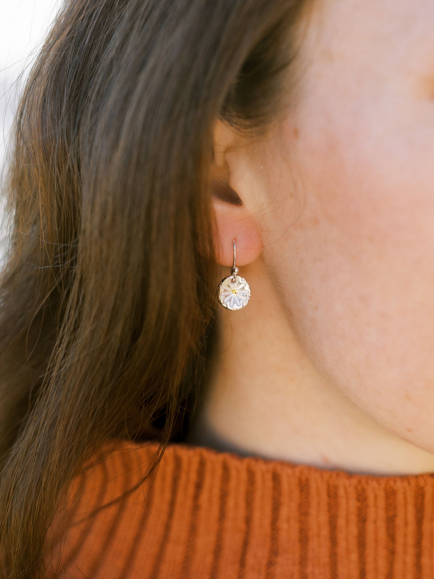 Daisy Hook Earrings - Medium