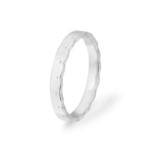 Scalloped Pattern Ring – Slim